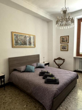 Casa Marisa - Centrale e signorile Ivrea